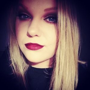 Meet your Posher, Gina